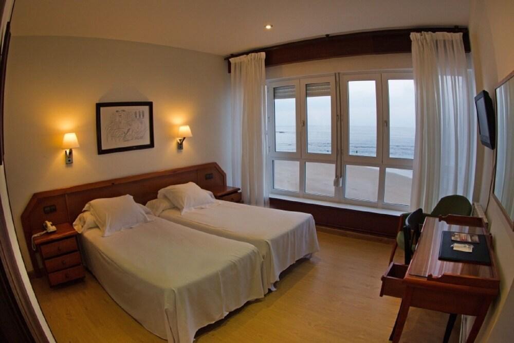 Hotel Josein Comillas Exterior photo